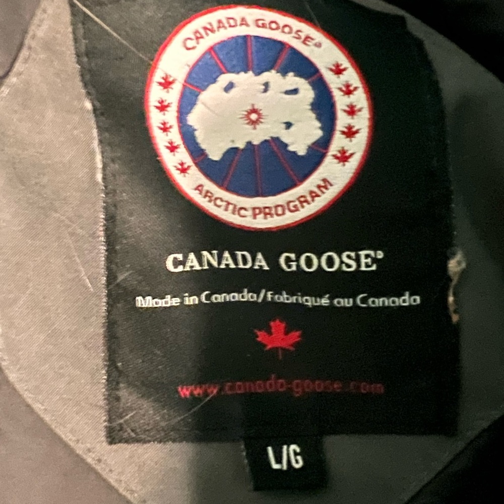 Women’s large Canada goose parka
